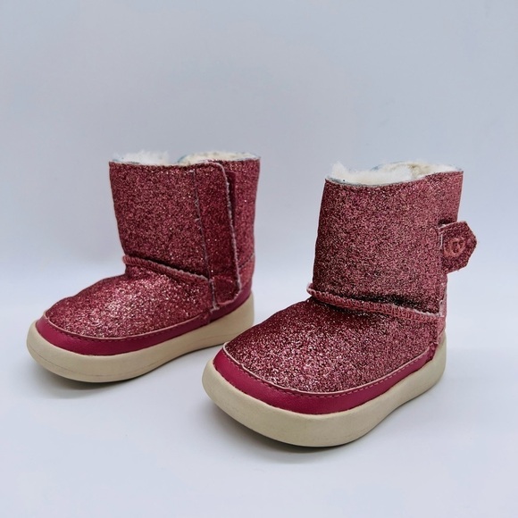 UGG PINK SPARKLY BABY GIRL BOOTS SIZE 2/3 - Picture 1 of 14